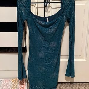 Lucy in the Sky Long Sleve Blue/Green Dress Size M